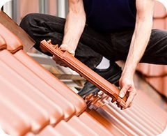 Diagnostic précis, découpe section endommagée, remplacement par matériaux neufs. Intervention rapide et durable.